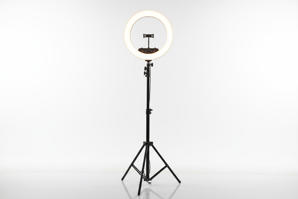 Aro de luz 14" con tripode 210cm